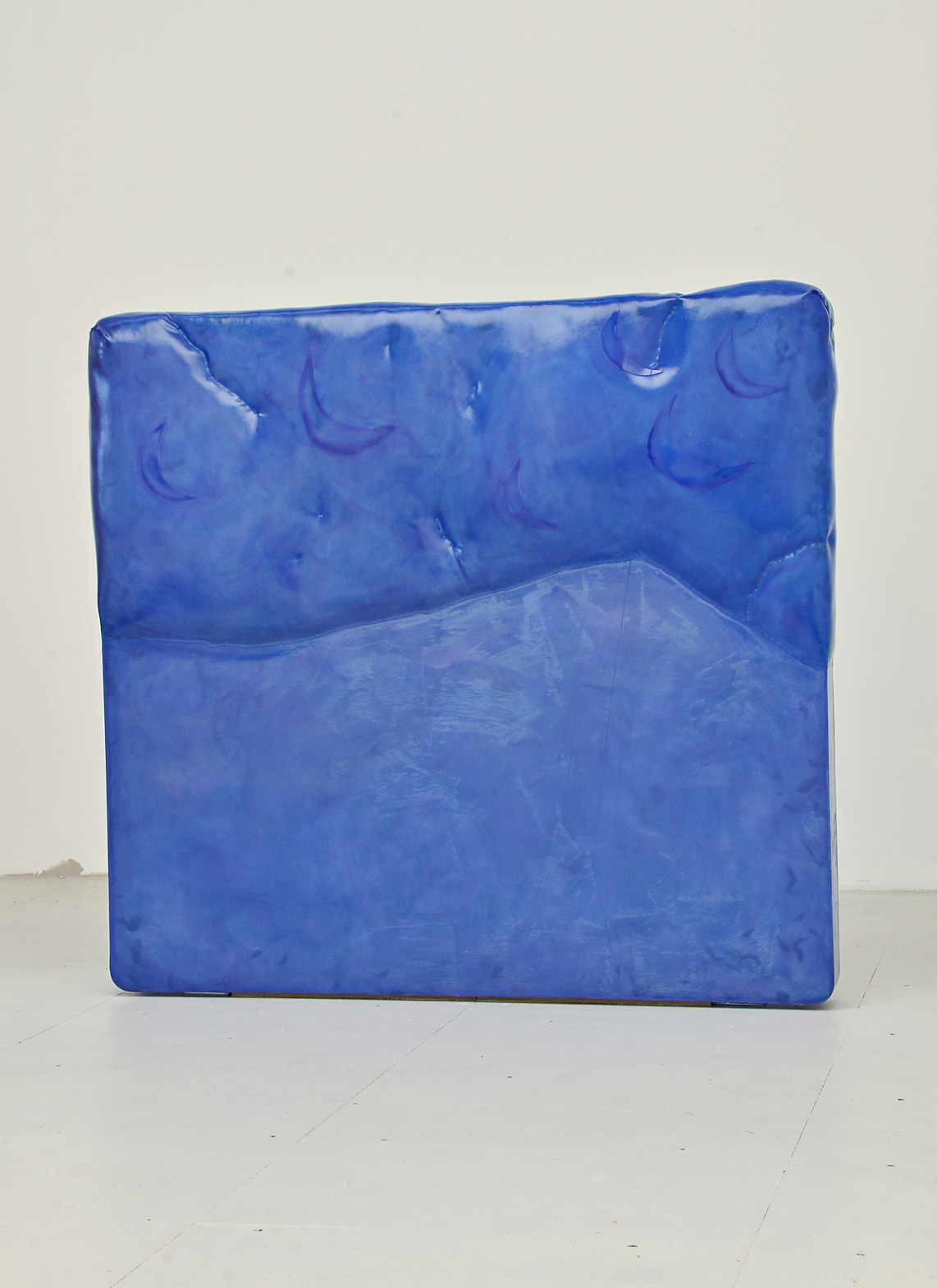 Poupak Sarah Shoughi, Moon bed, static (2018)